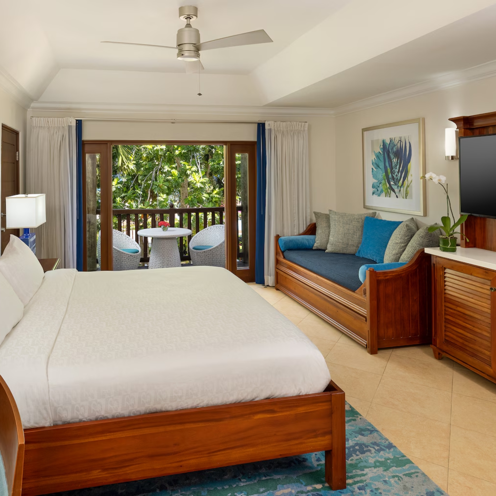 Beaches Negril 777 Tropical Concierge King