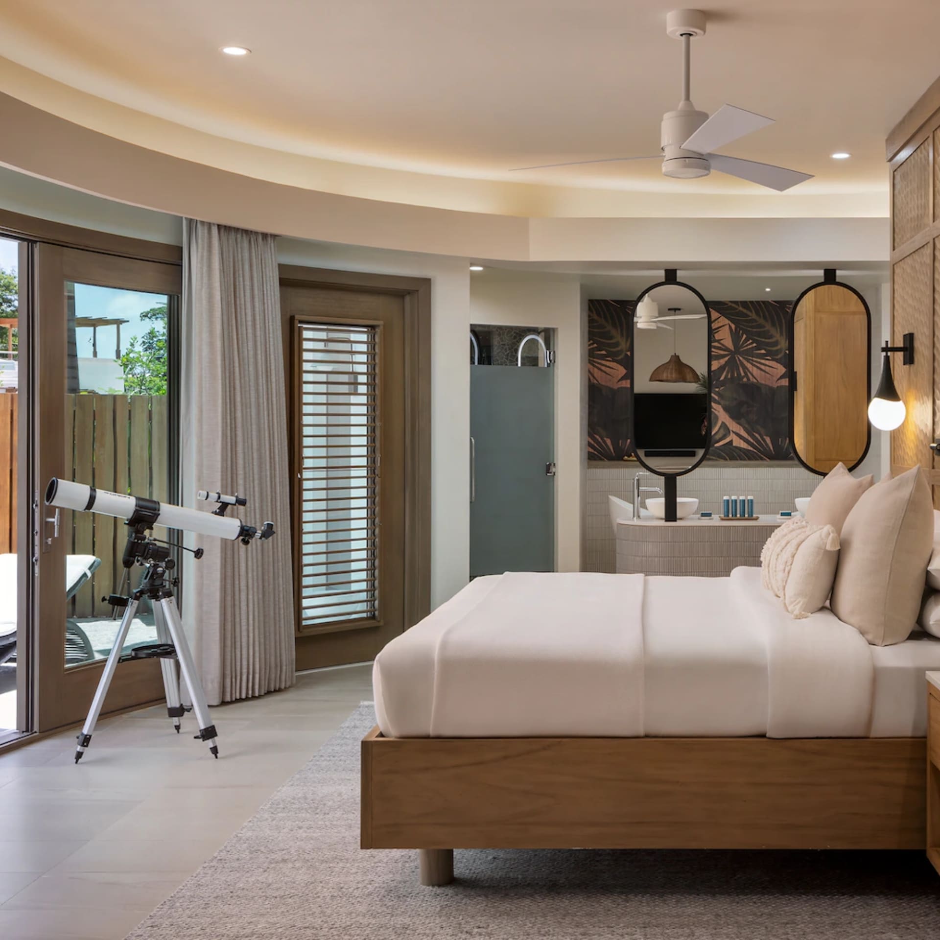 Sandals Regency La Toc 777 Rondoval Villa Interior