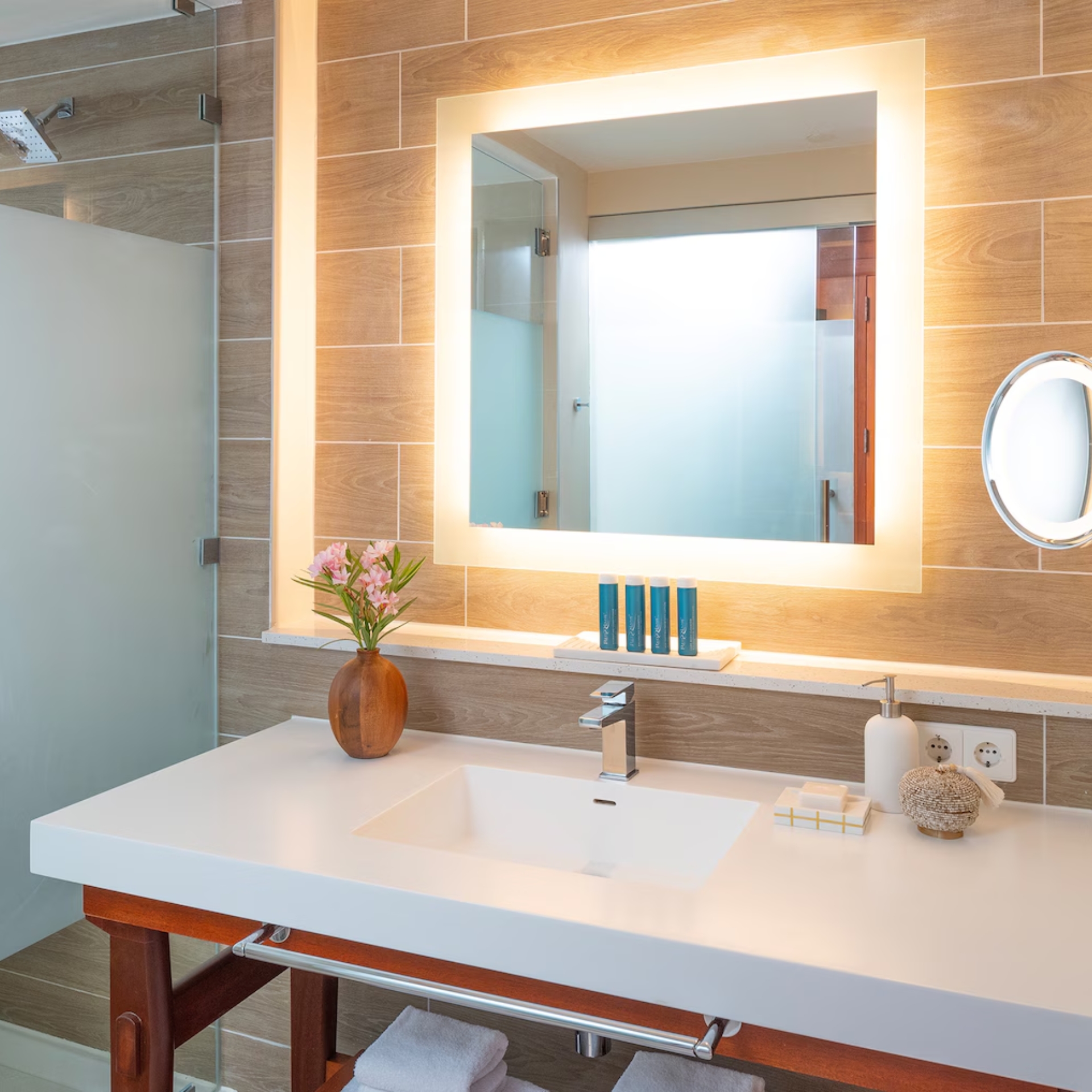 Sandals Curacao 777 Subi Club Level Bathroom