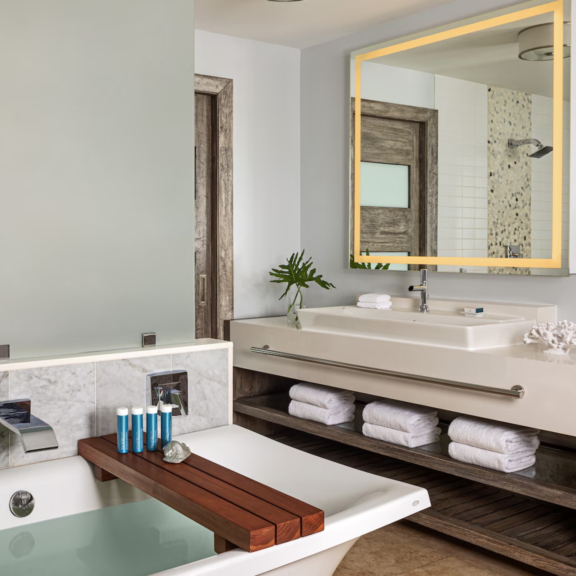 Sandals Grenada 777 Lovers Lagoon Suite Bathroom