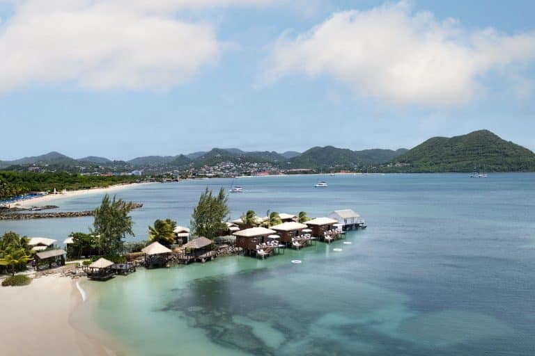 Sandals Grande St Lucian beach