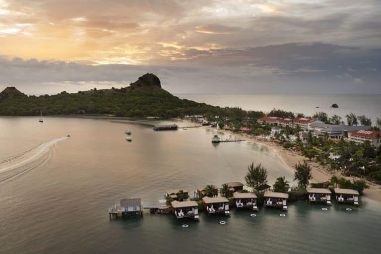 Sandals Grande St Lucian beach