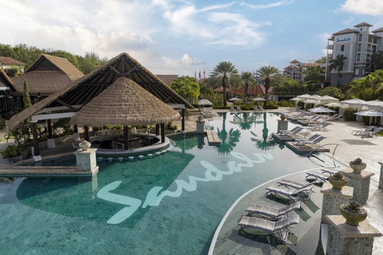 Sandals Granada pool and bar