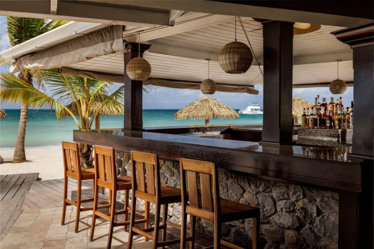 Sandals Negril piano bar