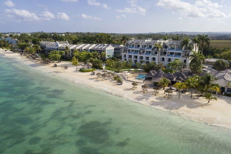 Sandals Negril beach